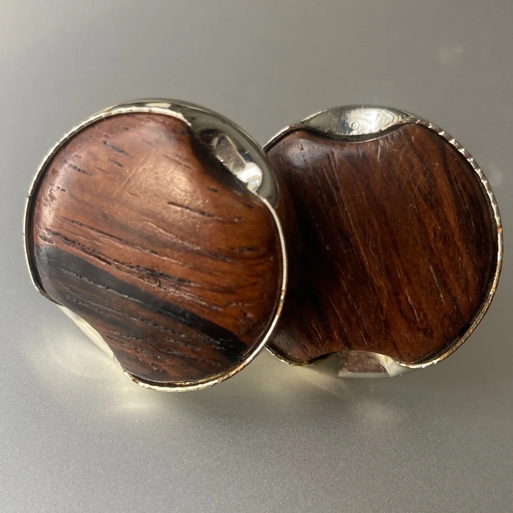 Vintage Brown Wood and Silver Tone Round Cuff Links